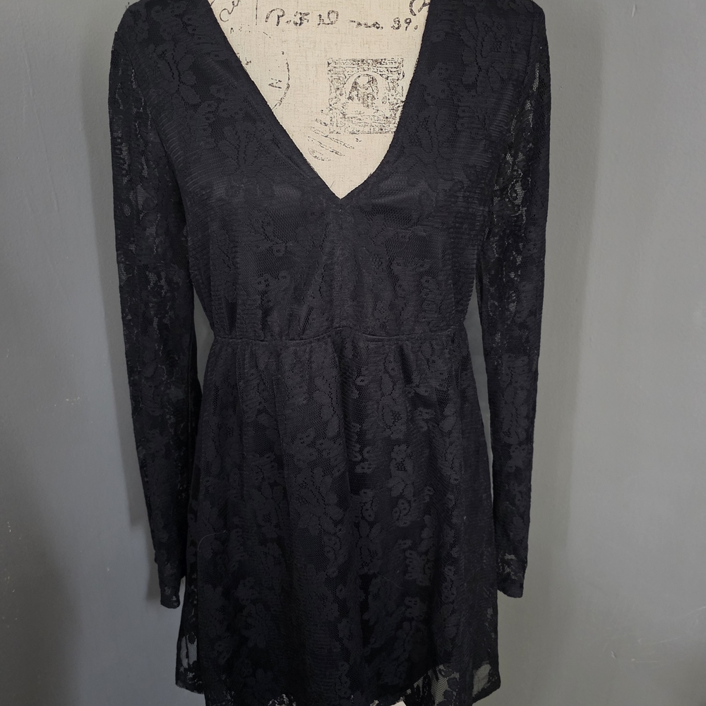 Express Black Floral Lace Long Sleeve Dress